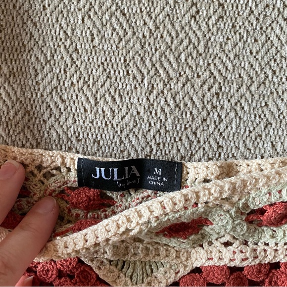 LIKE NEW Crochet Crop Top - Picture 4 of 4